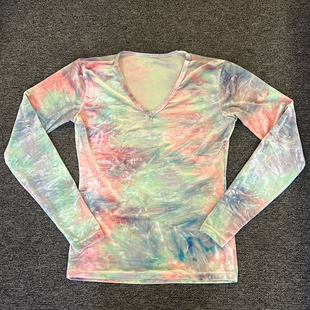 Pastel Watercolor Velvet V-Neck XL Spandex Long Sleeve Top NWOT